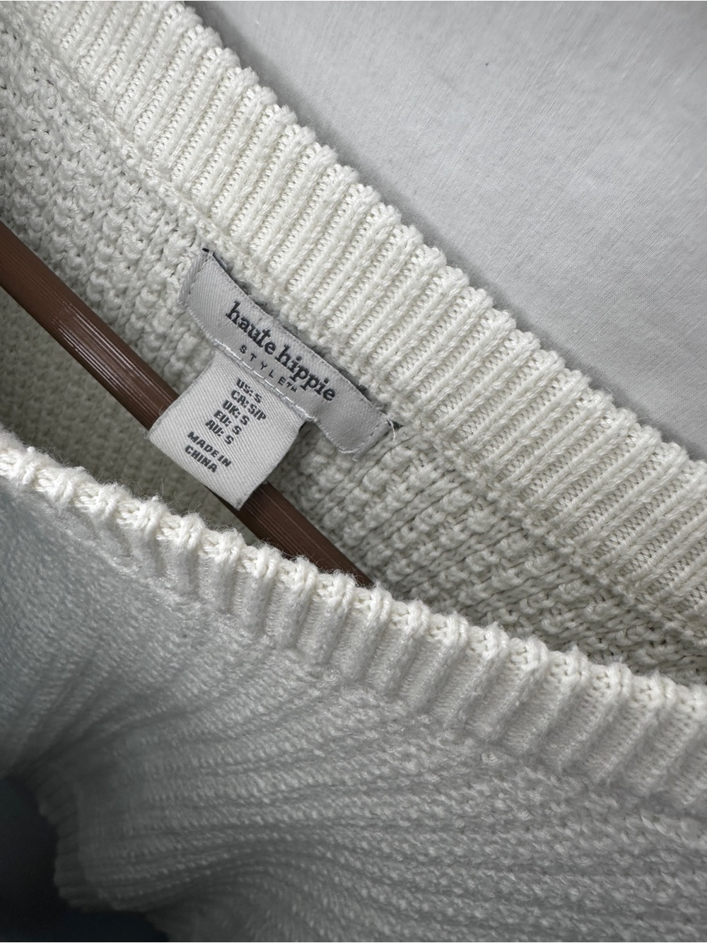 Haute Hippie White Cream Cropped Crewneck Sweater - Picture 2 of 3